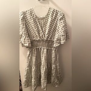 Max Studio Smocked Plaid Dress Green Size Large.